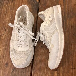 Taos Footwear Women's Taos Direction Size 9